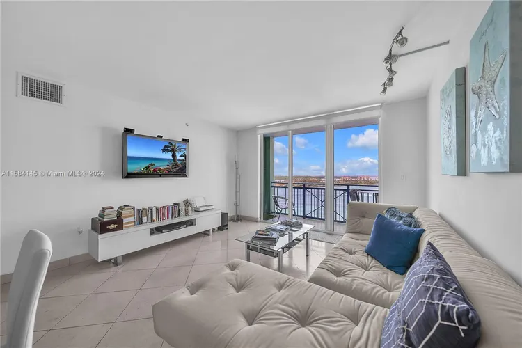 Yacht Club at Portofino #1908 image #7