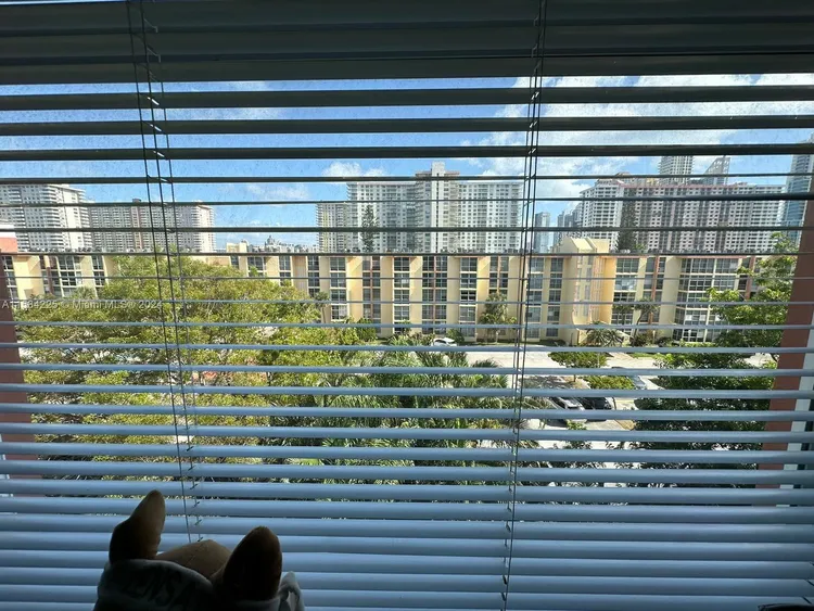 Porto Bellagio #4504 image #18