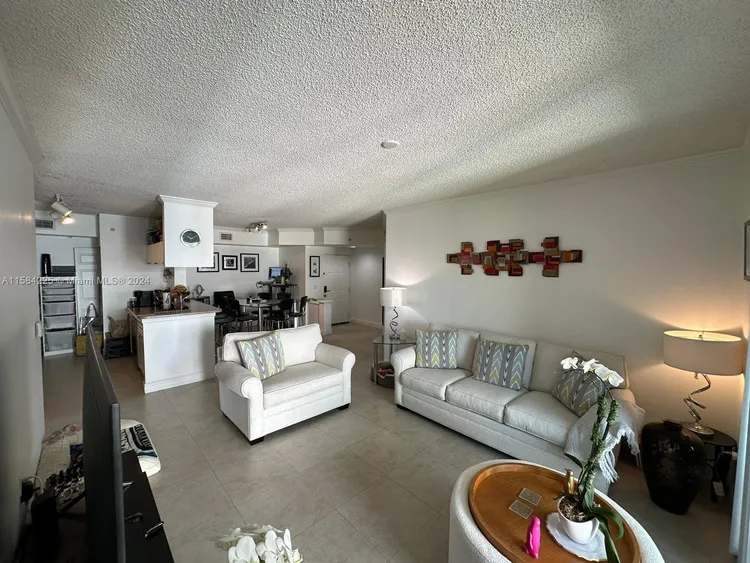 Porto Bellagio #4504 image #25