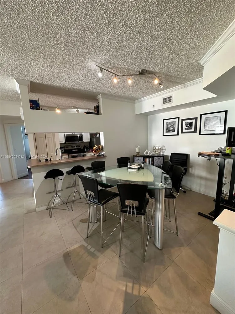 Porto Bellagio #4504 image #26