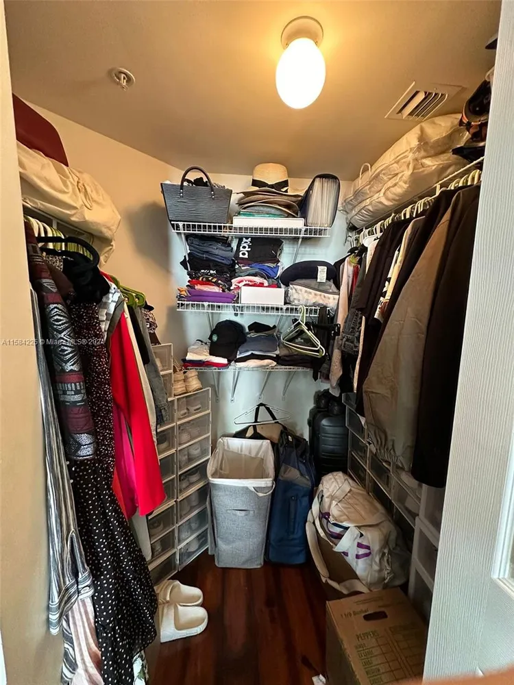 Porto Bellagio #4504 image #31