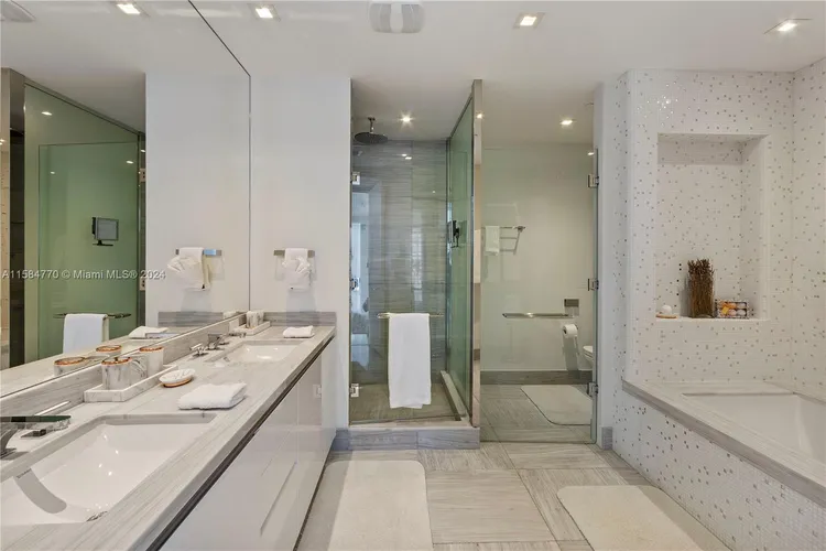 Jade Signature #1901 image #12