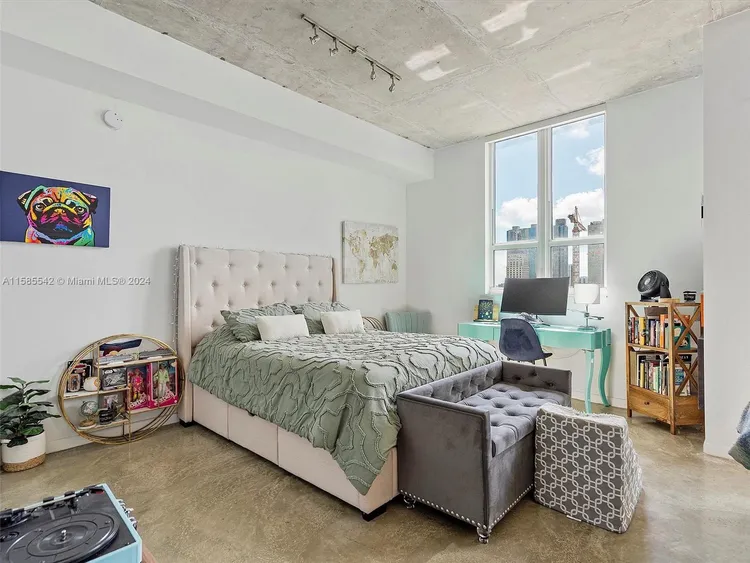 Loft Downtown I #1403 image #11