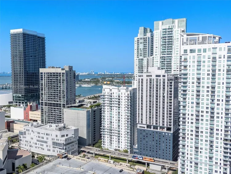 Loft Downtown I #1403 image #33