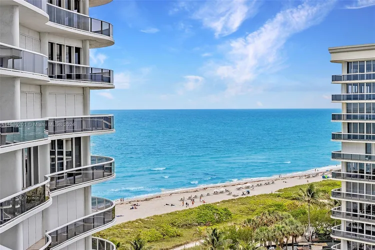 Majestic Tower #1009 image #17