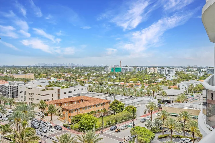 Majestic Tower #1009 image #20