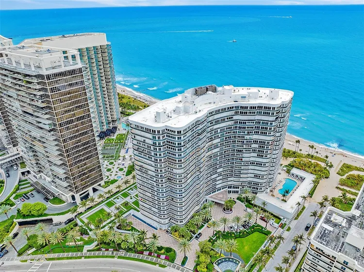 Majestic Tower #1009 image #49