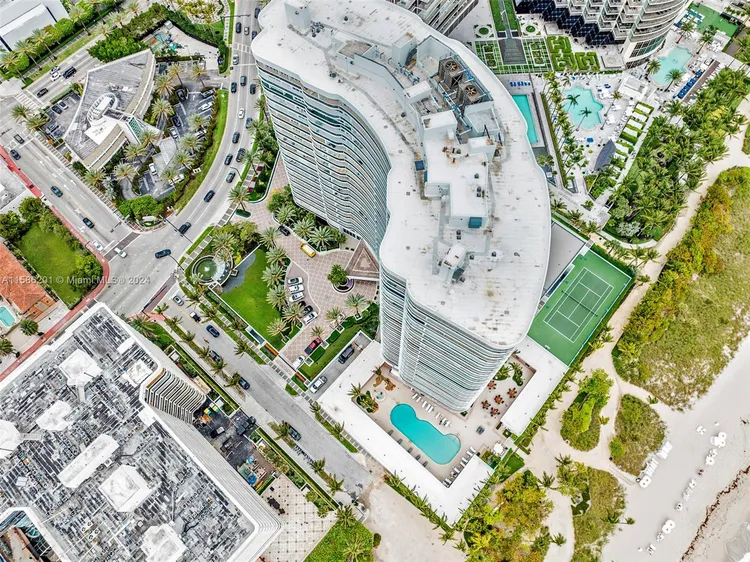 Majestic Tower #1009 image #50