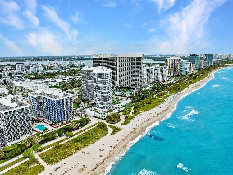 Majestic Tower #1009 image #59