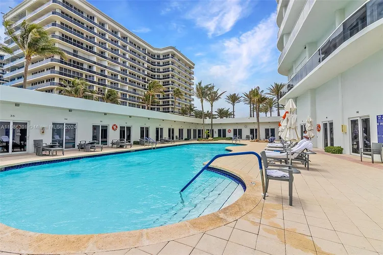 Majestic Tower #1009 image #65