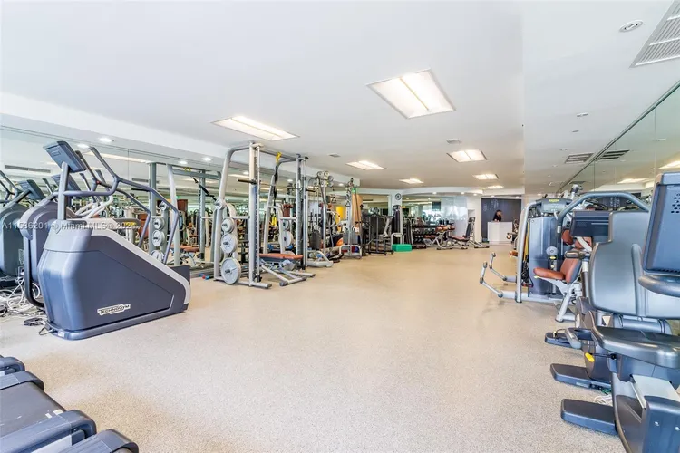 Majestic Tower #1009 image #72