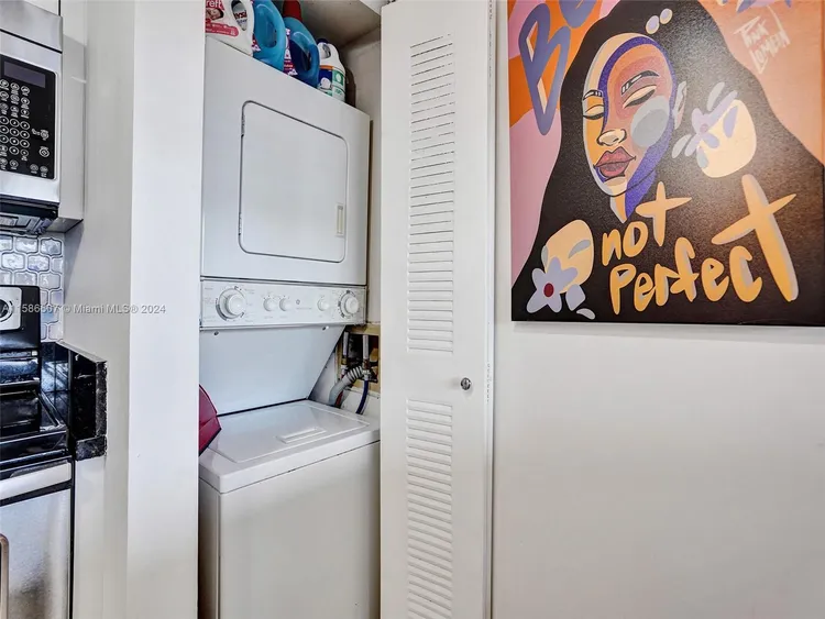 Grand View Palace #722 image #16