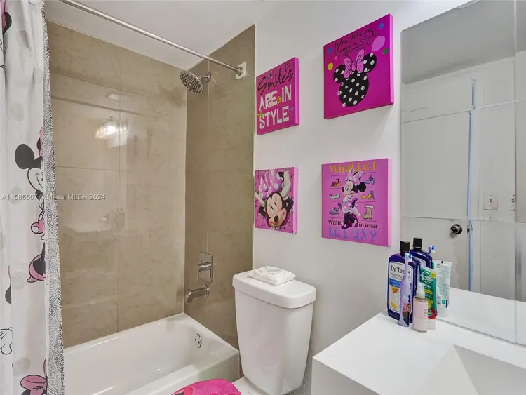 Grand View Palace #722 image #18