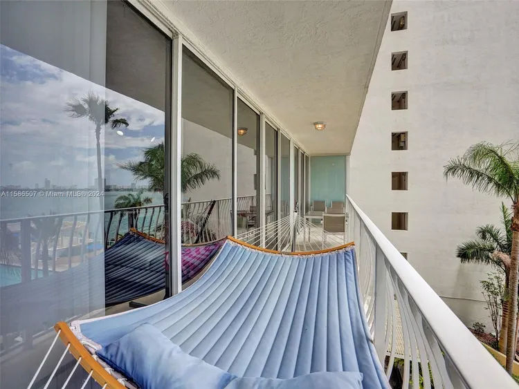 Grand View Palace #722 image #31