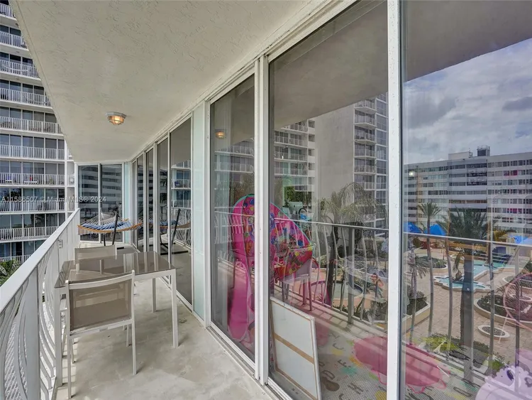 Grand View Palace #722 image #37