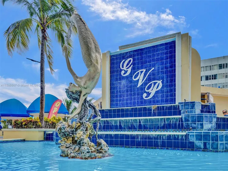 Grand View Palace #722 image #44