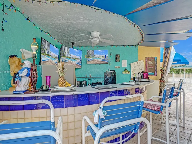 Grand View Palace #722 image #51