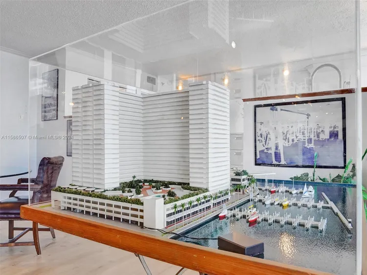 Grand View Palace #722 image #54