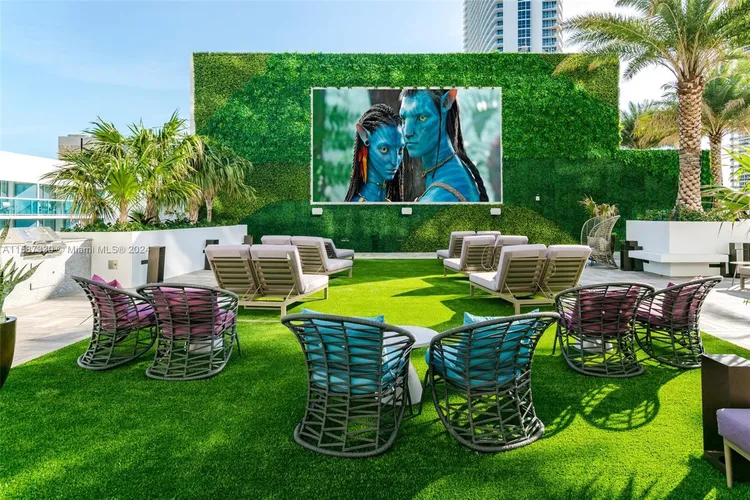 Hyde Beach House #R2202 image #32