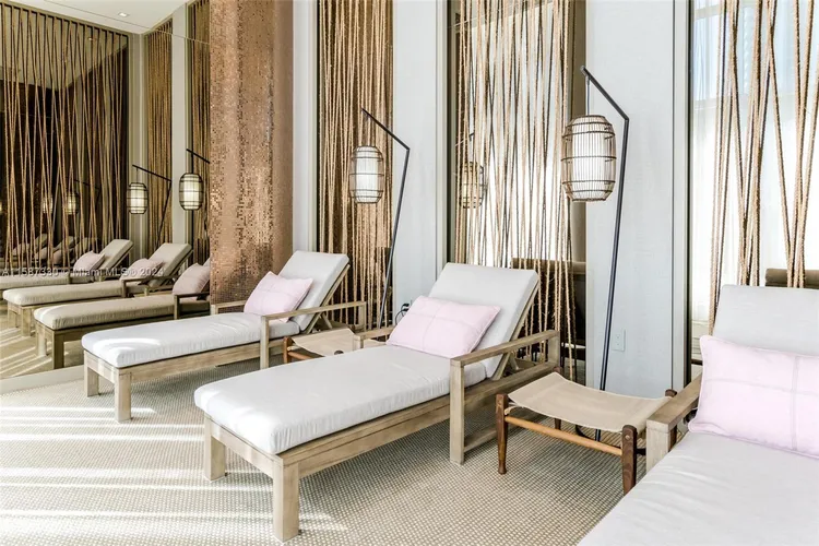 Hyde Beach House #R2202 image #39