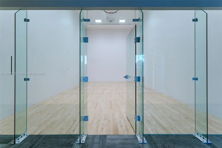 Hyde Beach House #R2202 image #45