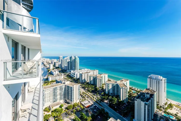 Hyde Beach House #R2202 image #54