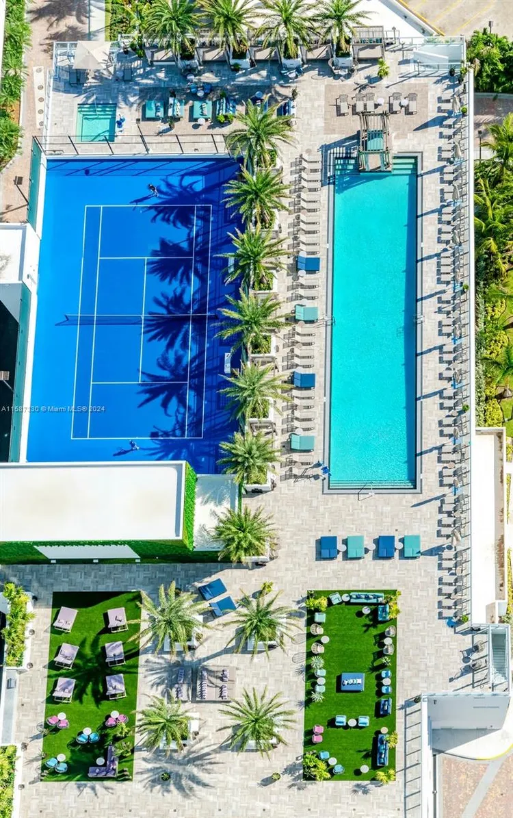 Hyde Beach House #R2202 image #55