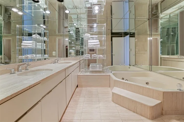 The Tiffany #1506 image #13