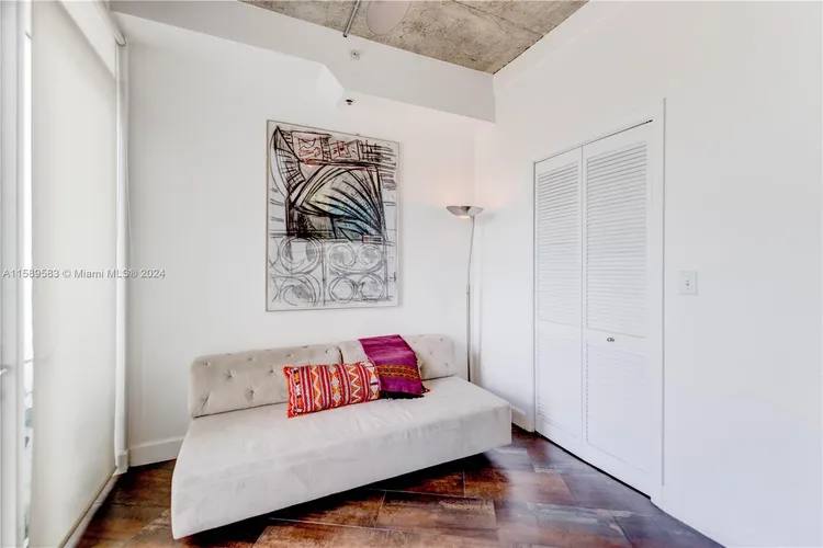 Neo Lofts #PHII08 image #16