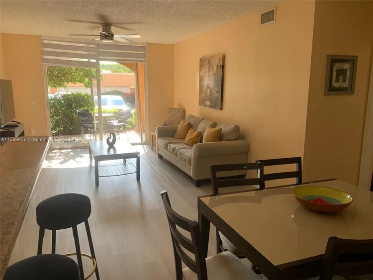 The Yacht Club at Aventura #7103 image #14