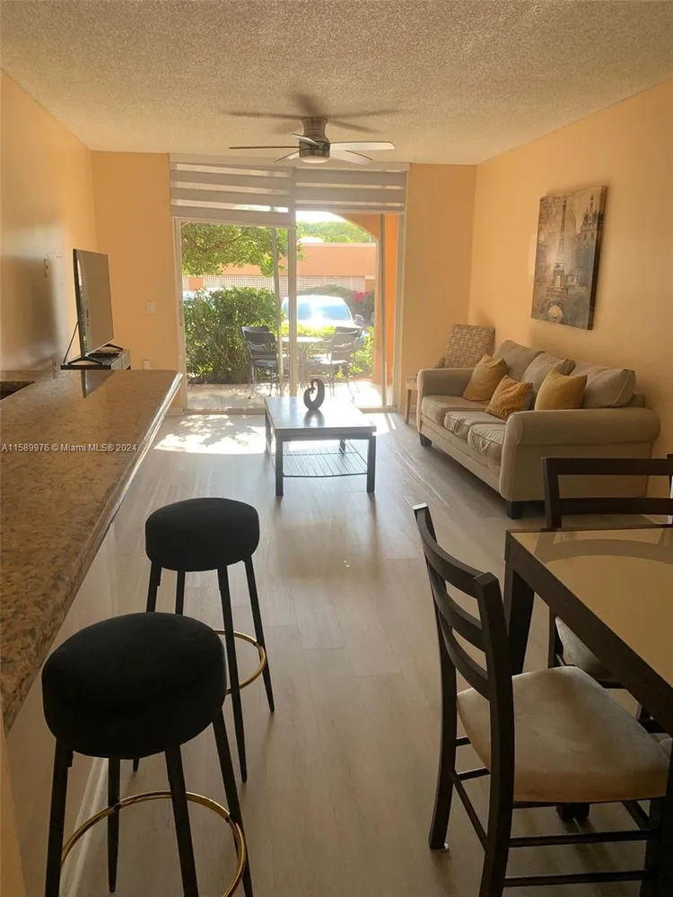 The Yacht Club at Aventura #7103 image #17