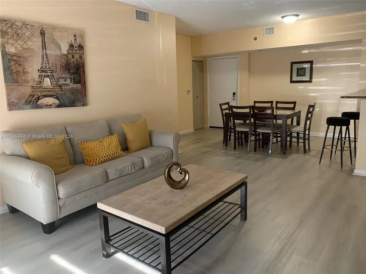 The Yacht Club at Aventura #7103 image #24