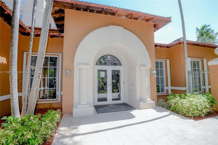 The Yacht Club at Aventura #7103 image #51