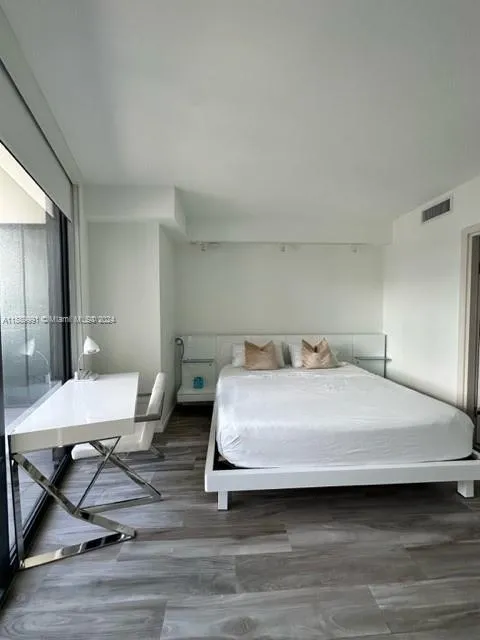 SLS Lux Brickell #2804 image #12