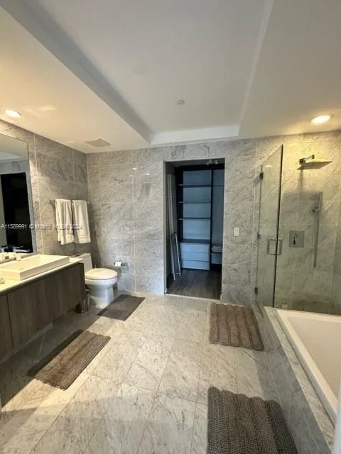 SLS Lux Brickell #2804 image #13