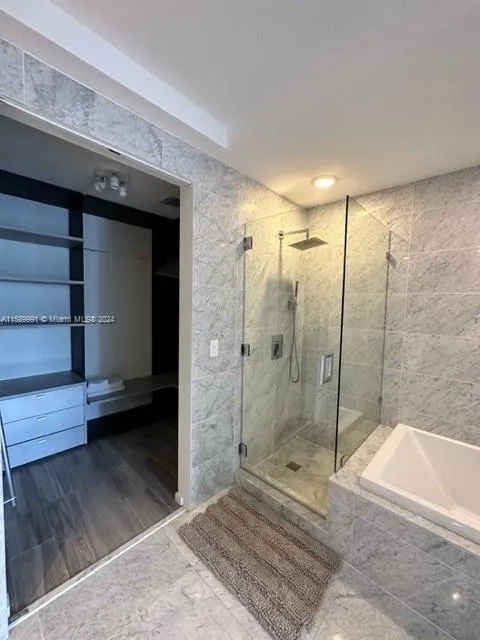 SLS Lux Brickell #2804 image #16