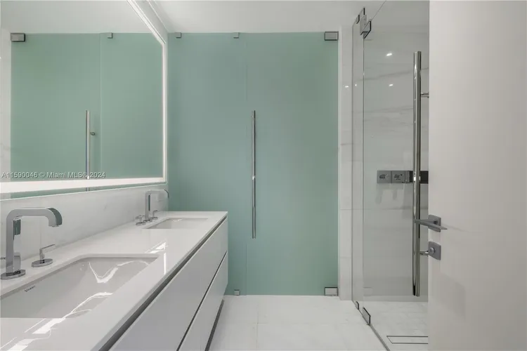 Aston Martin Residences #3105 image #19