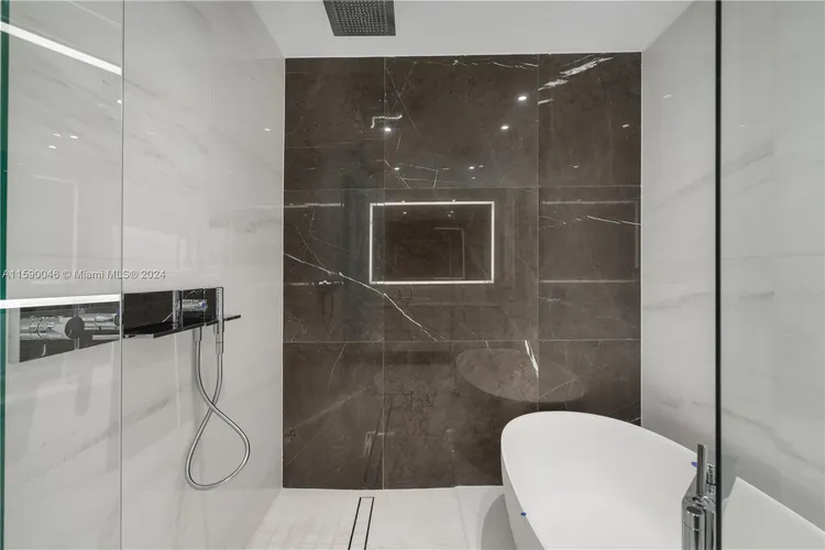 Aston Martin Residences #3105 image #20