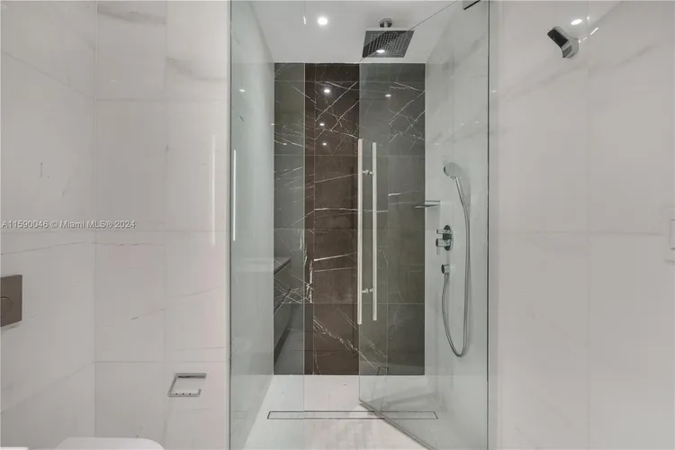 Aston Martin Residences #3105 image #27