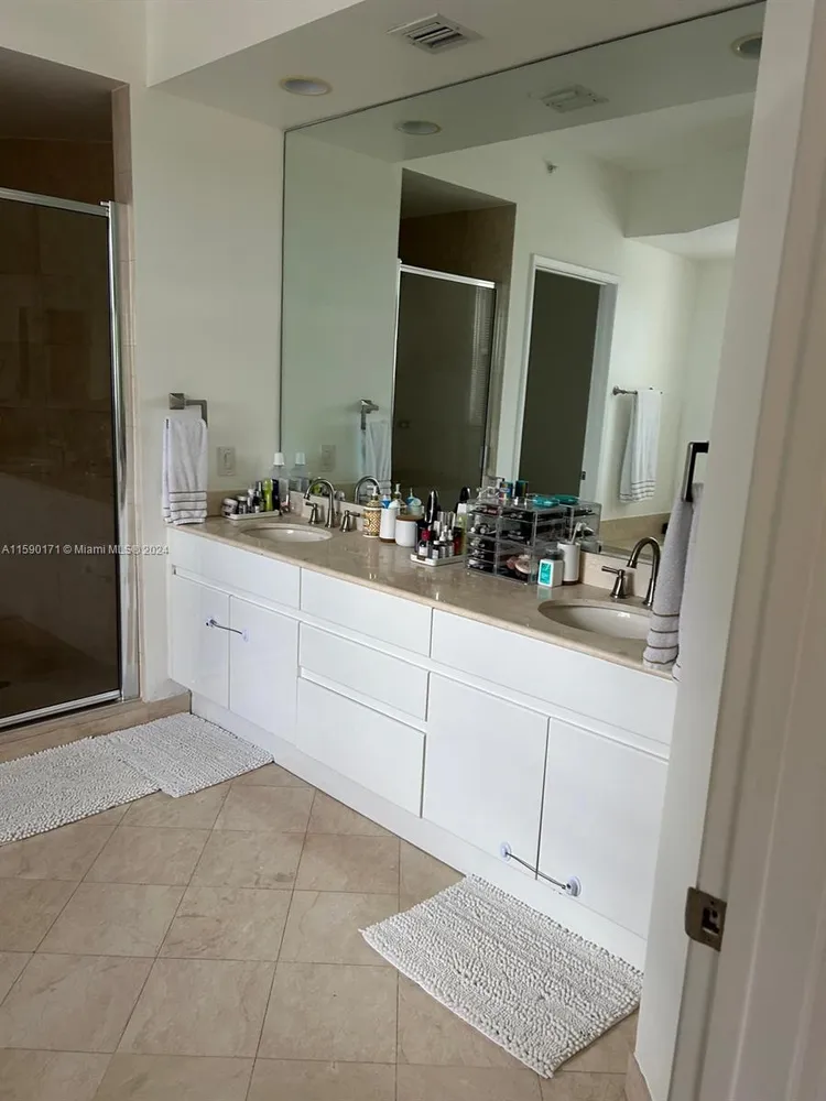 Ocean Club - Resort Villa One #309 image #10