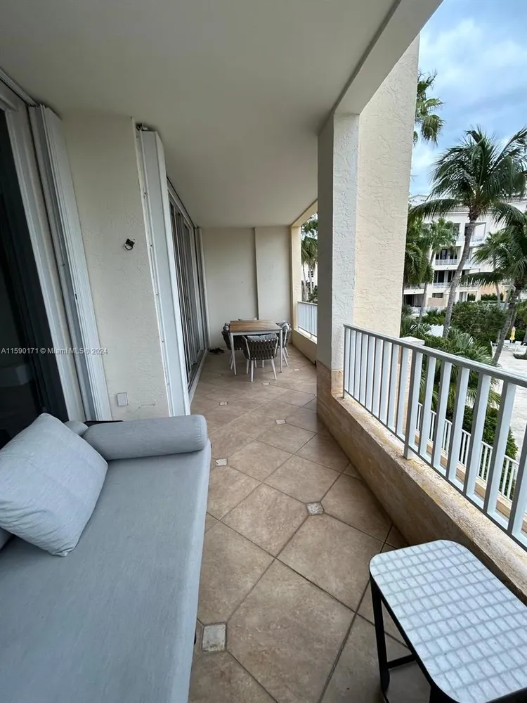 Ocean Club - Resort Villa One #309 image #29