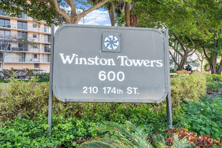 Winston Towers #707 image #15