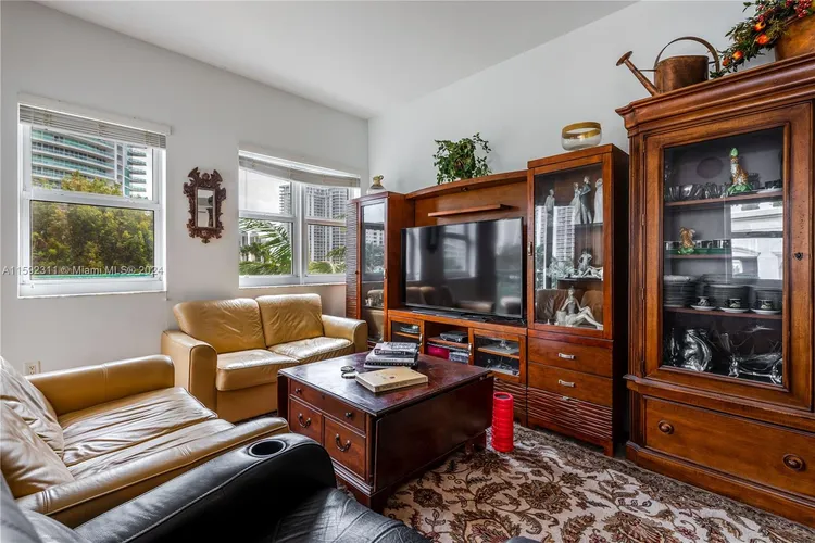 Turnberry Village #420 image #11