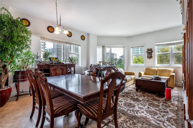 Turnberry Village #420 image #12