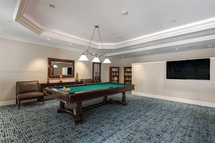 Turnberry Village #420 image #32