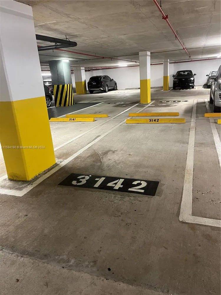 Skyline On Brickell #1111 image #15