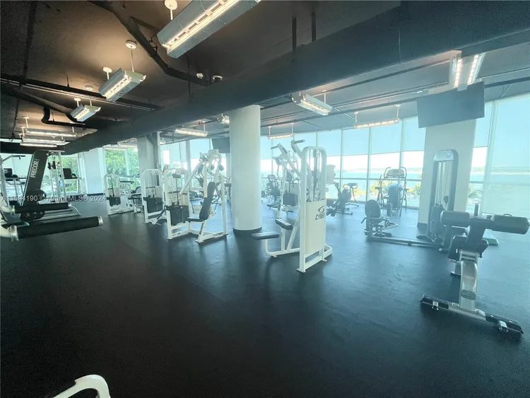 Skyline On Brickell #1111 image #18