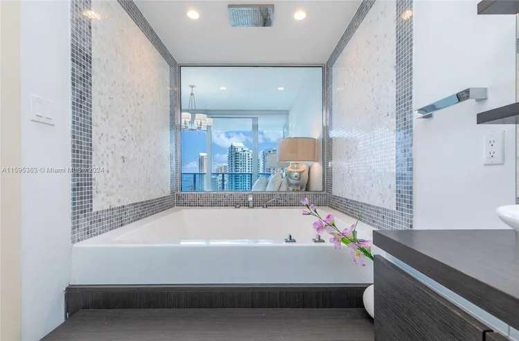 Epic #3103 image #21