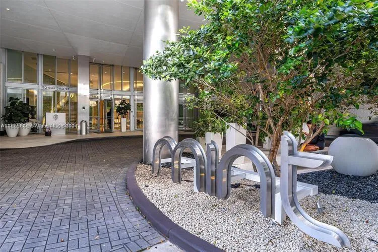 Mint #2404 image #20