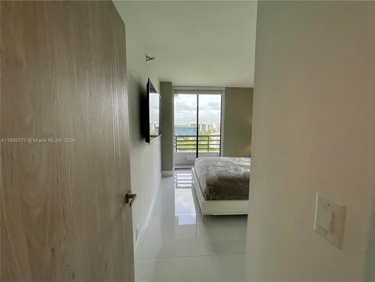 Parc Central South #1405 image #14